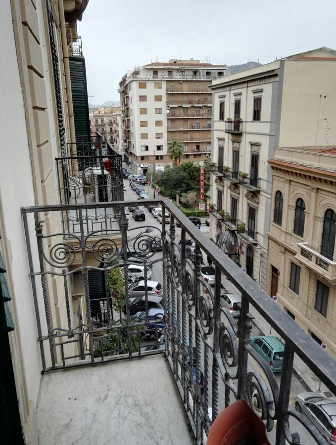Beautiful Life Bed & Breakfast Palermo Bagian luar foto